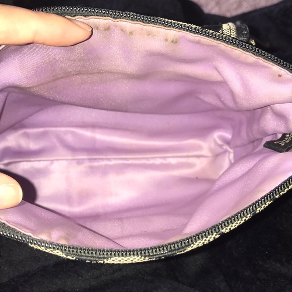 🖤Coach branded cross body purse 🖤 - Picture 3 of 4